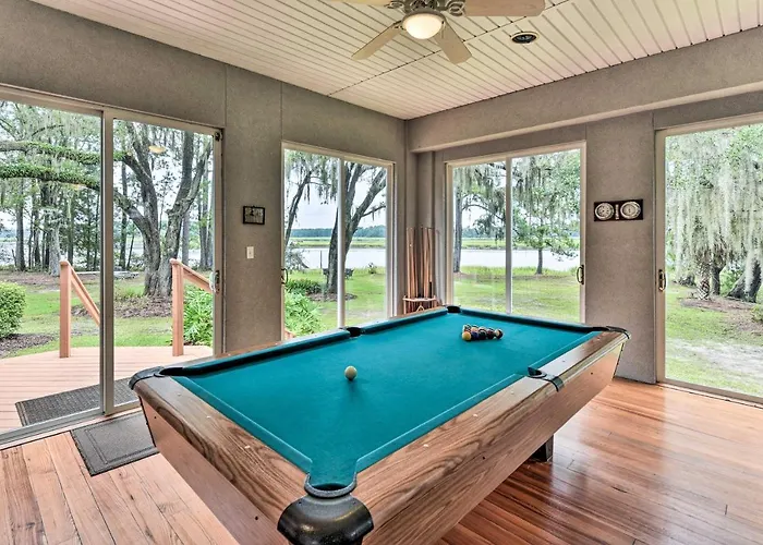 Waterfront Home W/ Shared Dock On Okatie River